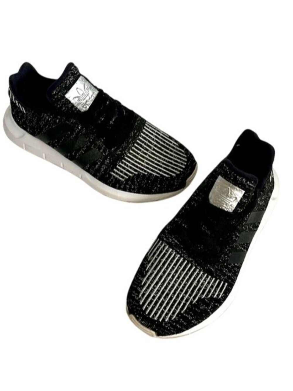 Adidas womens swift run casual sneakers sz 6.5 comfy cushioned